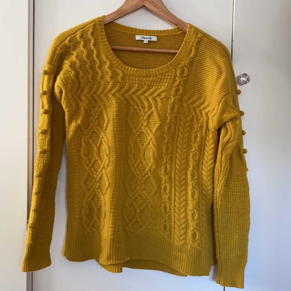 Beautiful merino wool yellow sweater